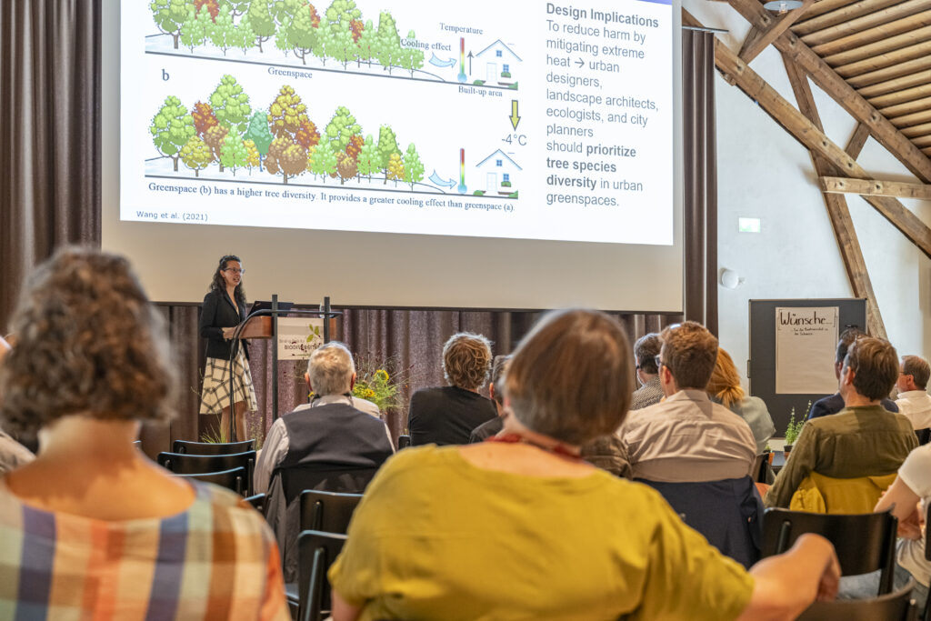 Melissa Marselle von der University of Surrey hält eine Keynote an der Fachveranstaltung 2025