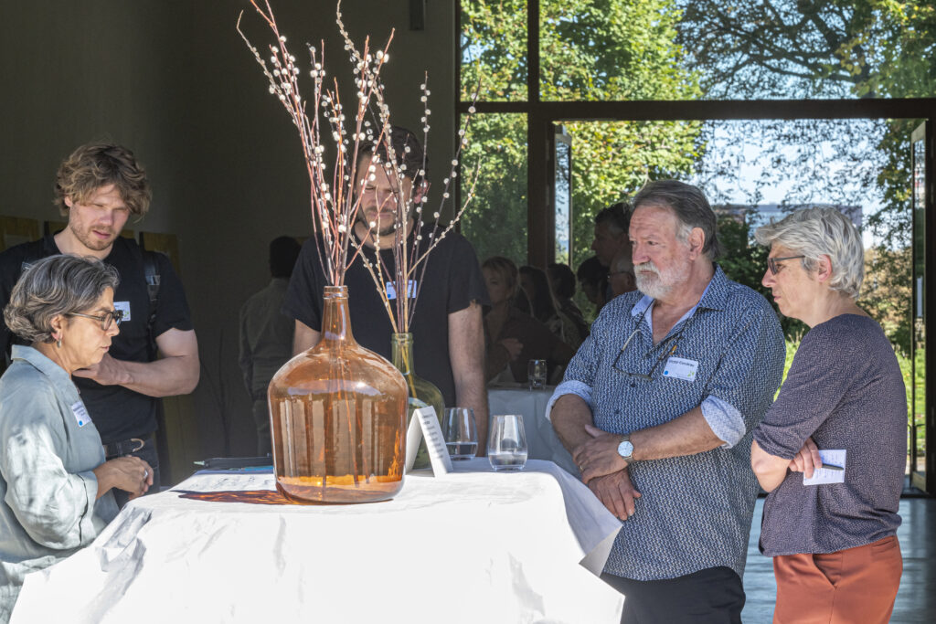 Angeregte Diskussion im World Café der Fachveranstaltung 2025