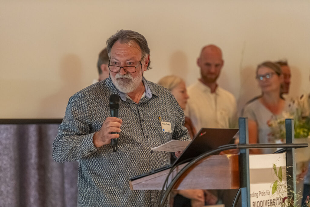 Victor Condrau dankt für den Verein Naturwerkstatt Eriwis